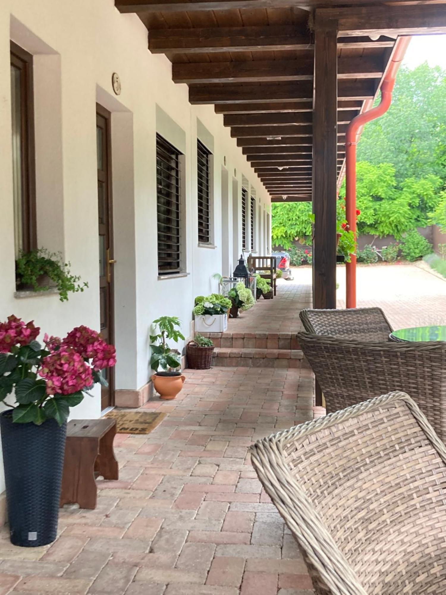 Hotel Boroka Vendeghaz Toalmas Exterior foto